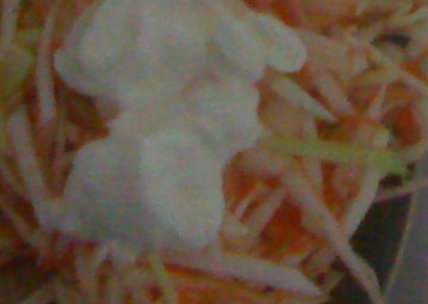 Fotografia przedstawiająca Surówka z białej kapusty