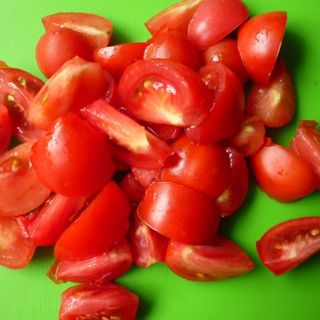 Krok 5 - Surówka z kalarepy i pomidorów  foto