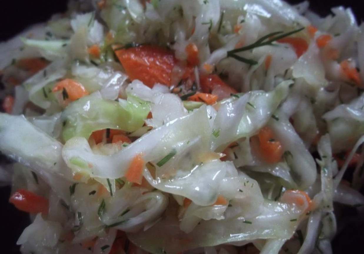 surówka z kapusty na ostro foto