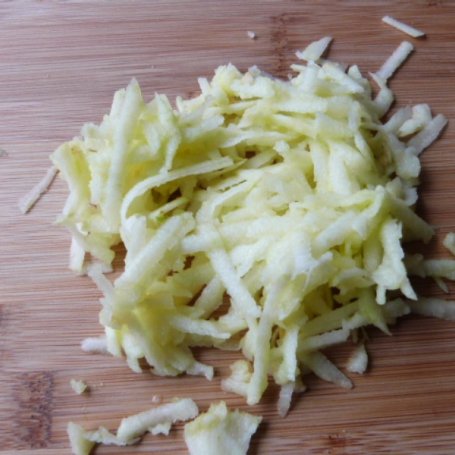 Krok 5 - Surówka z kapusty pekińskiej z bananami foto