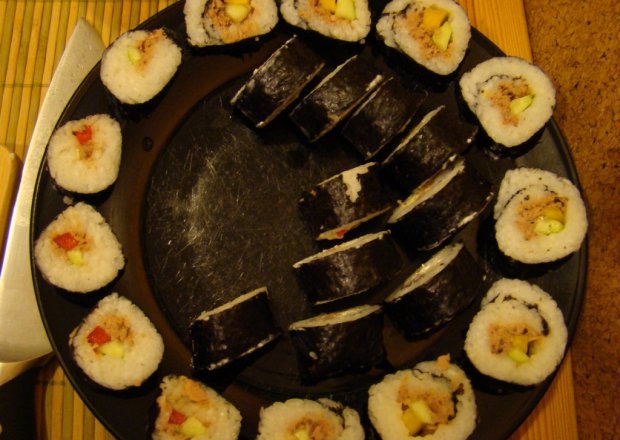 Fotografia przedstawiająca Sushi po polsku
