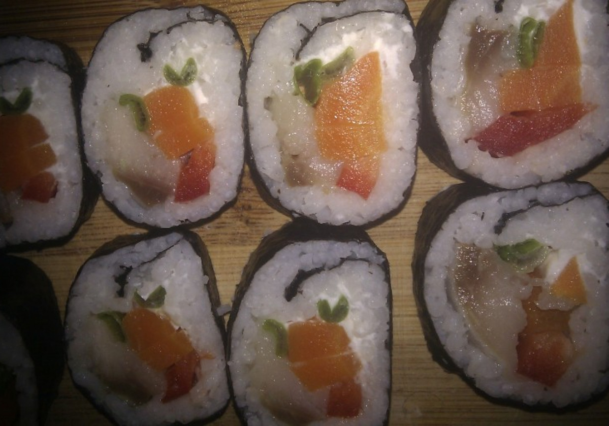 "Sushi" ze śledziem foto