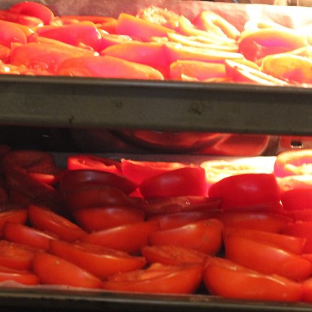 Krok 4 - Suszone pomidory po grecku  foto