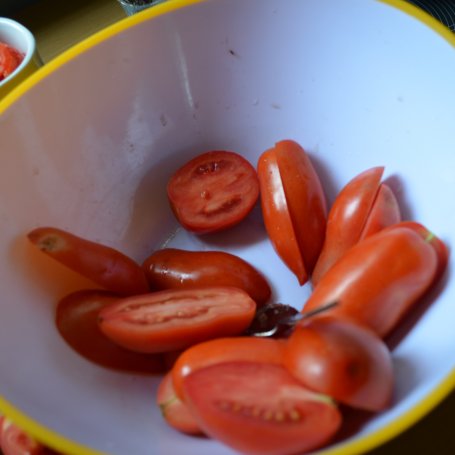 Krok 1 - Suszone pomidory w oliwie  foto