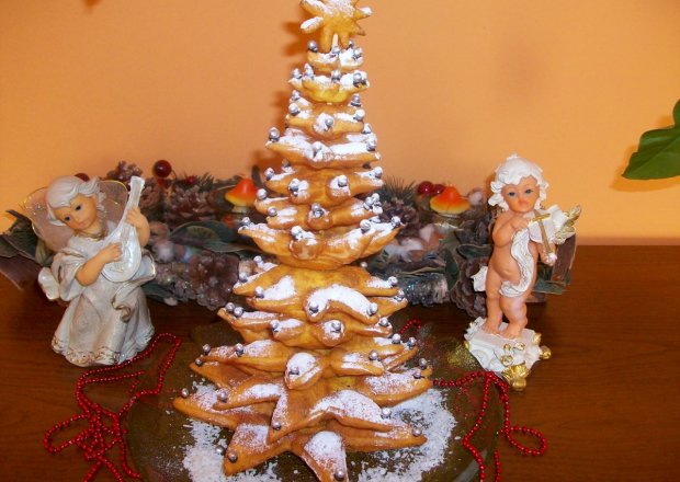 Fotografia przedstawiająca Świąteczna słodka choinka