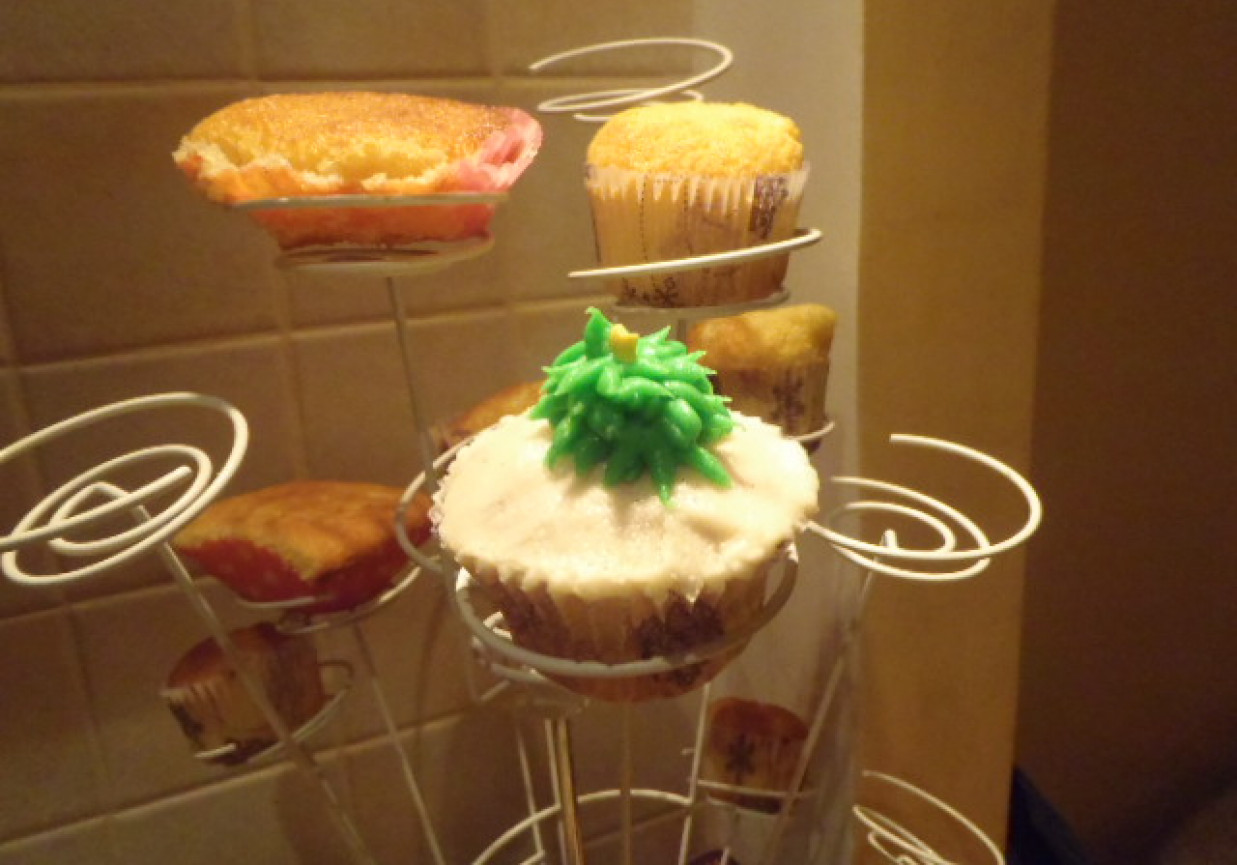 Świąteczne babeczki cupcakes foto