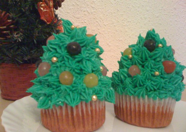Fotografia przedstawiająca Świąteczne muffinkowe choinki