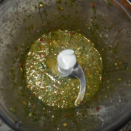 Krok 3 - Świderki z cukinią, fenkułem i bazyliowym sosem foto