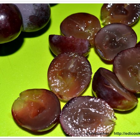 Krok 7 - Świeże owoce w syropie z czerwonego wina. foto