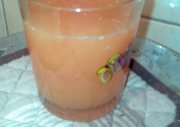 Fotografia przedstawiająca Świeży sok z cytrusów