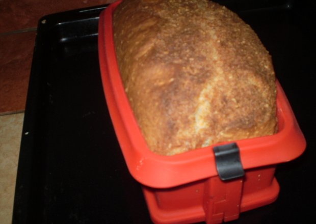 Fotografia przedstawiająca Swojski chleb