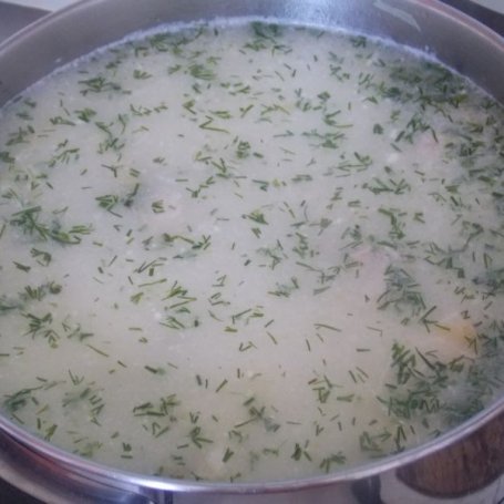 Krok 5 - Sycąca zupa z młodej kapusty i brokuła. foto
