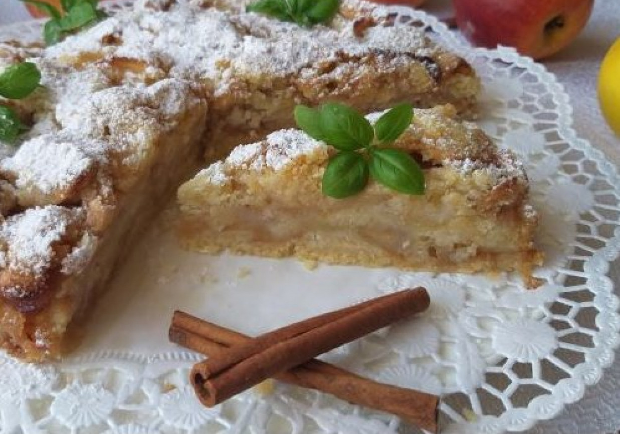 Sypana szarlotka foto