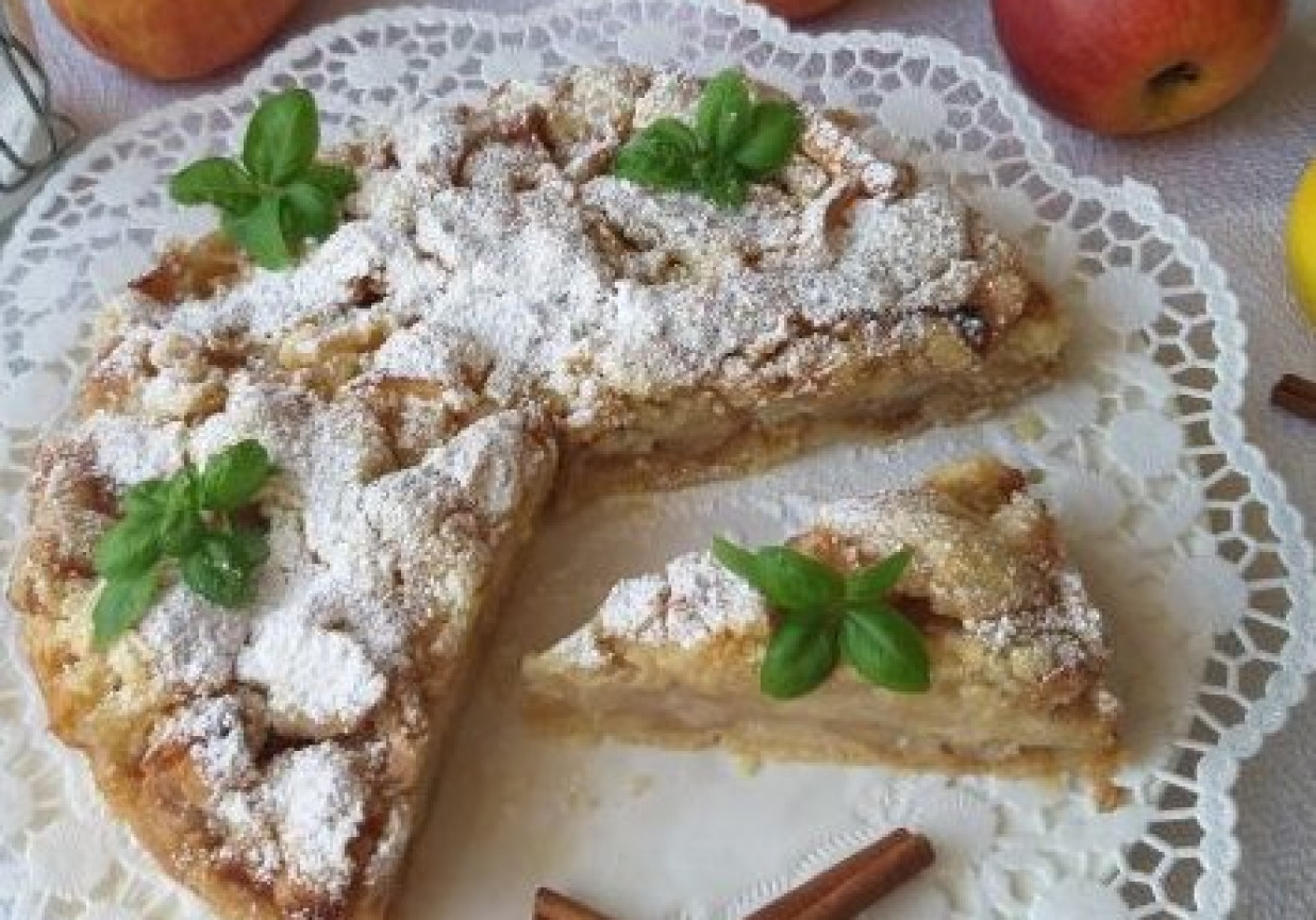 Sypana szarlotka foto