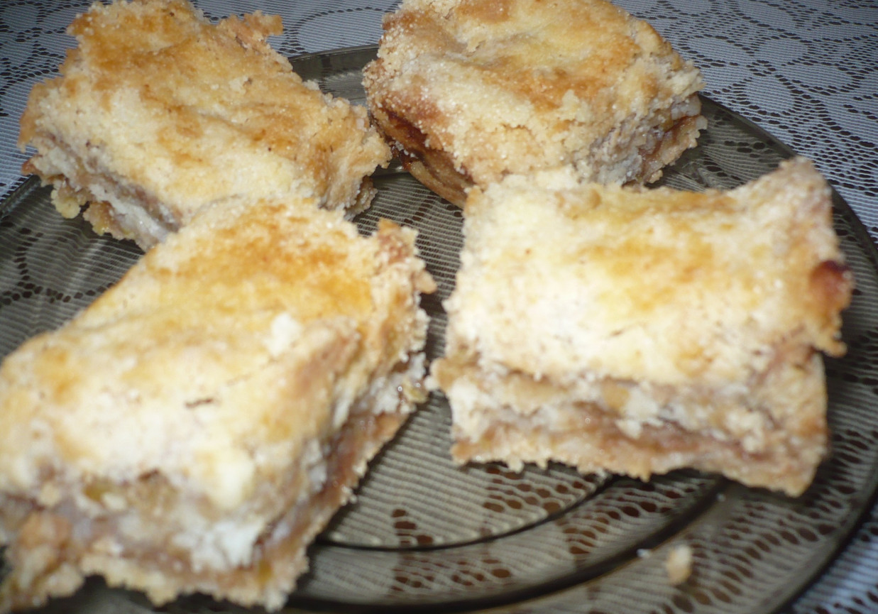 Szarlotka na kaszy mannej foto