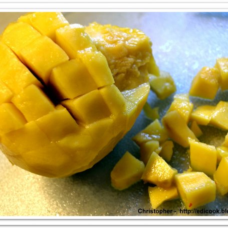 Krok 4 - Szarlotka z mango w bezie. foto