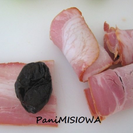 Krok 1 - Szaszłyk wieprzowy z rolowaną śliwką foto