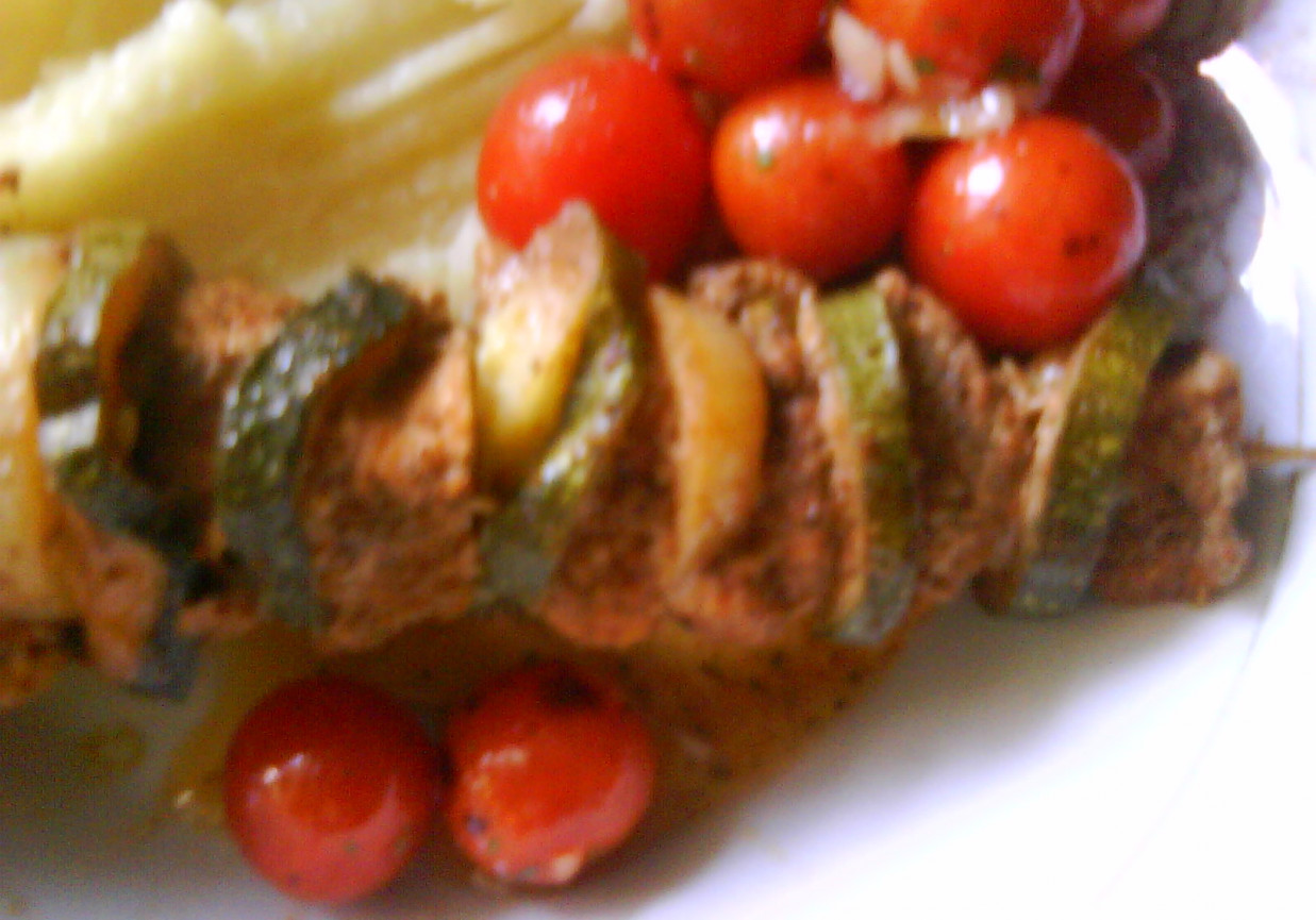 Szaszłyki wieprzowo-cukiniowe foto