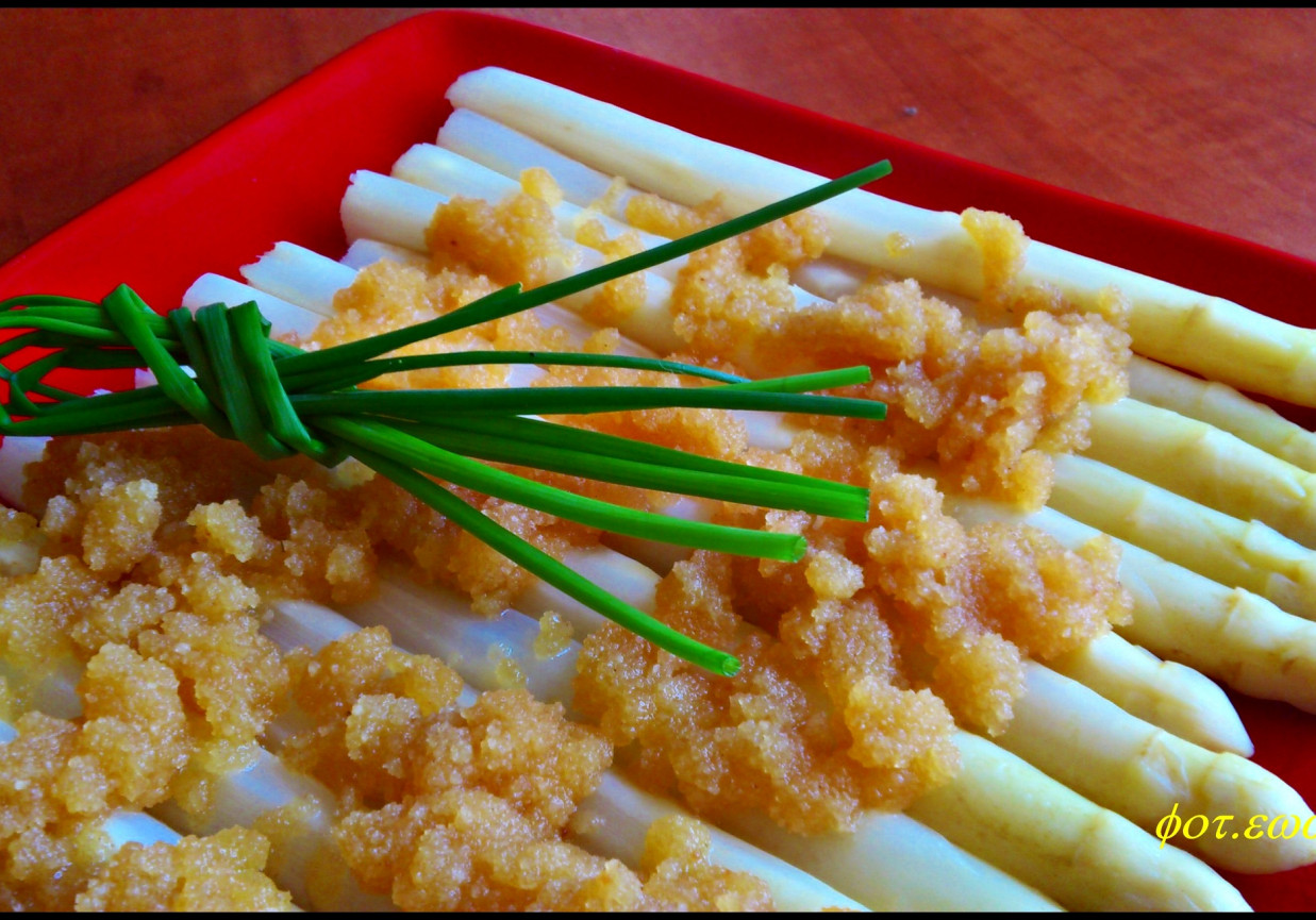 Szparagi na szybko foto