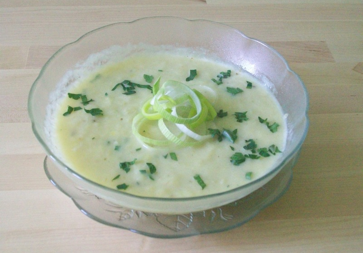 Szparagowo - porowa zupa krem foto