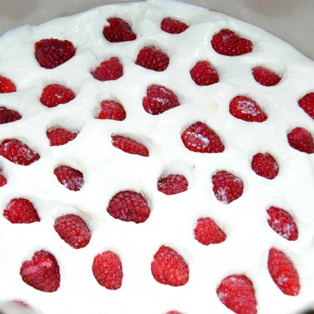 Krok 4 - Szpinakowo- malinowy tort foto