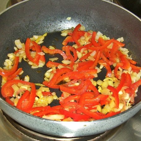 Krok 1 - Szpinakowy omlet z warzywami foto
