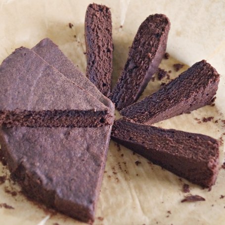 Krok 6 - Szwedzkie ciasto czekoladowe foto