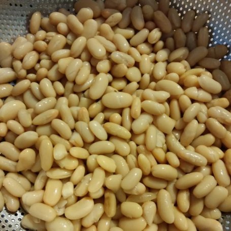 Krok 1 - Szybka fasolka po bretońsku foto