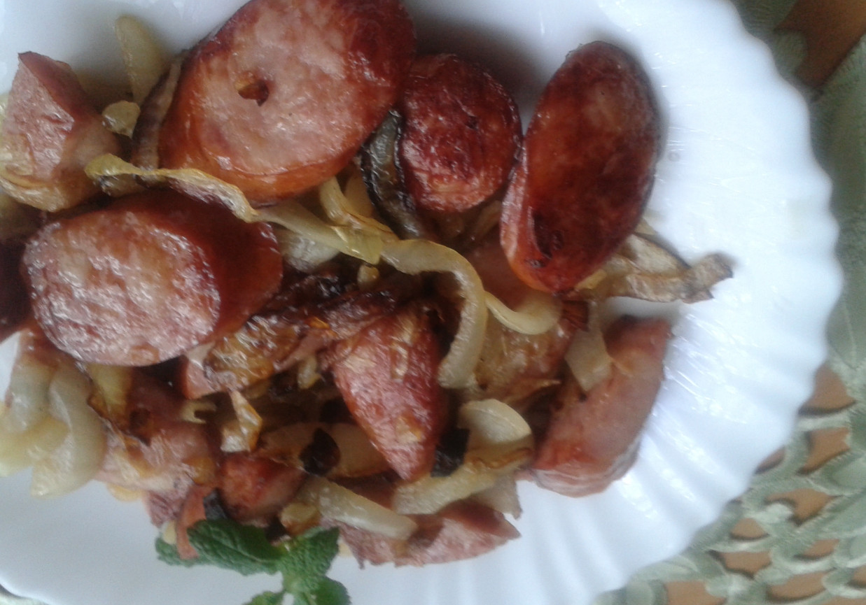 Szybka kiełbasa  na śniadanie foto