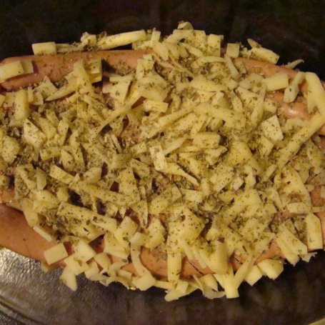 Krok 3 - Szybka kolacja, czyli parówki pod serową pierzynką foto