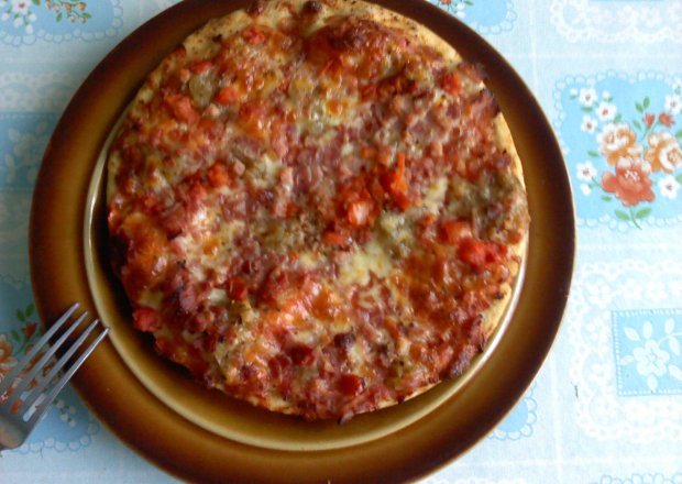 Fotografia przedstawiająca Szybka pizza