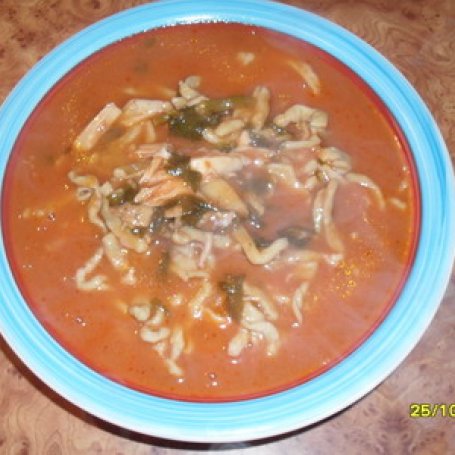 Krok 4 - Szybka, prosta i smaczna zupa pomidorowa. foto