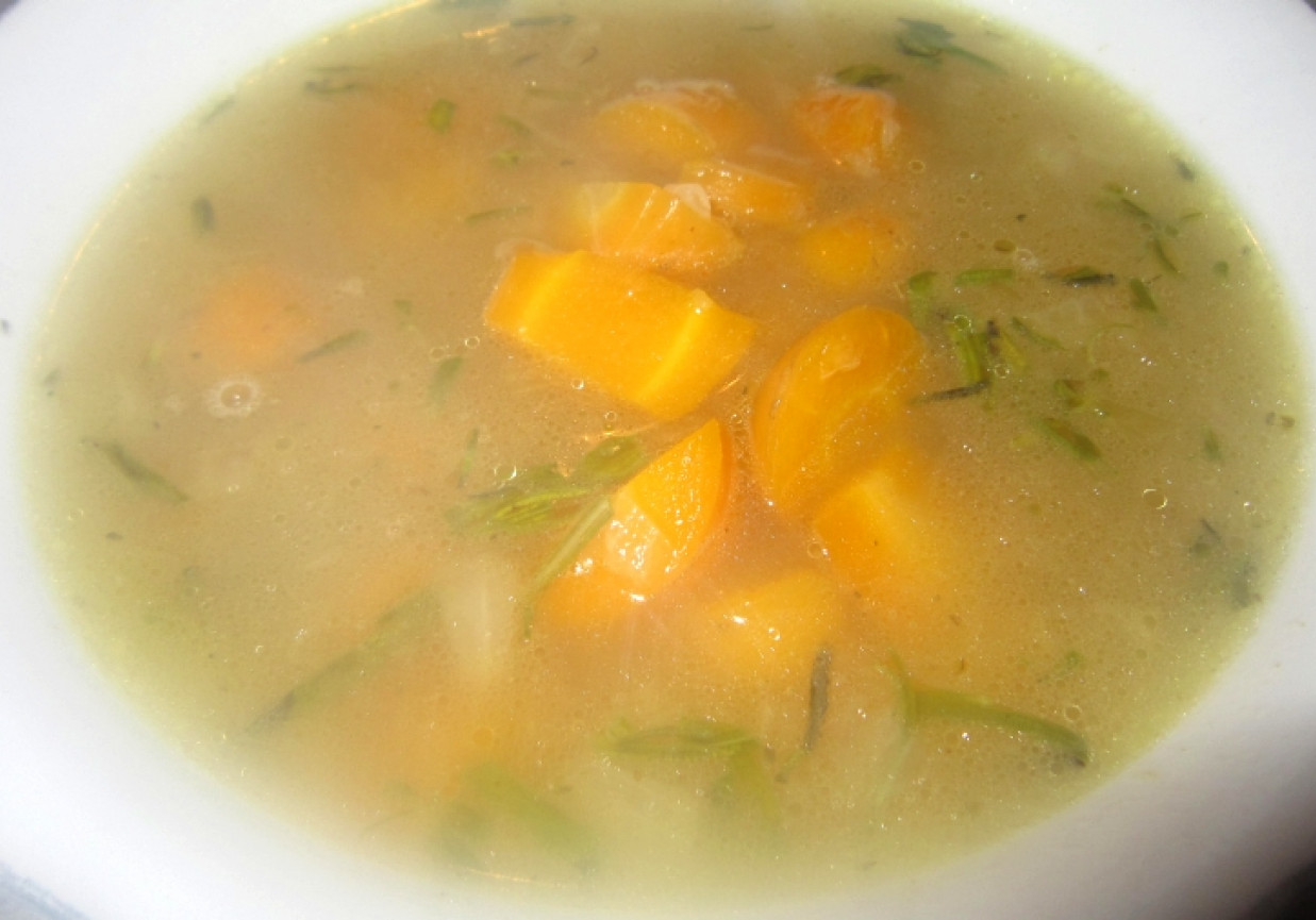 Szybka zupa marchwiowa foto
