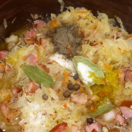 Krok 6 - szybki aromatyczny bigos foto