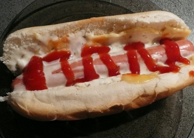 Fotografia przedstawiająca Szybki hot dog Elfi