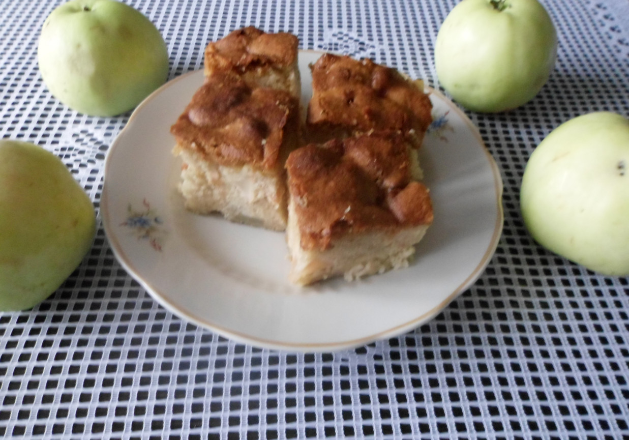 Szybkie ciasto z jabłkami foto