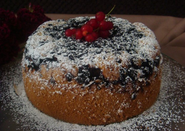 Fotografia przedstawiająca Szybkie ciasto z owocami