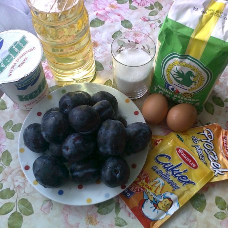 Krok 1 - Szybkie ciasto ze śliwkami foto