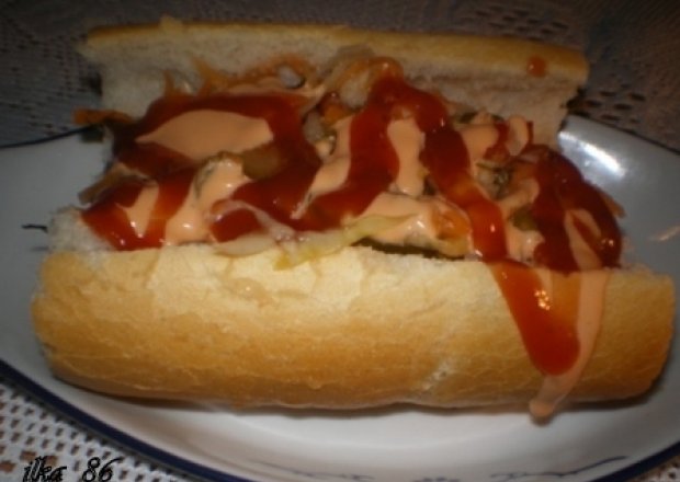 Fotografia przedstawiająca Szybkie hot-dogi