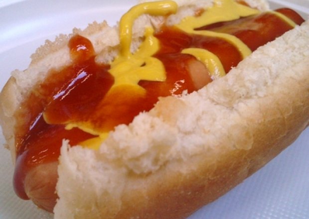 Fotografia przedstawiająca Szybkie Hot-Dogi