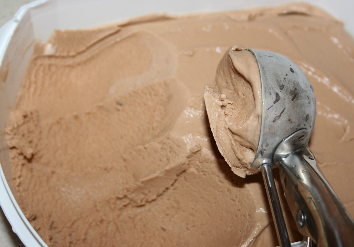 Szybkie lody czekoladowe foto