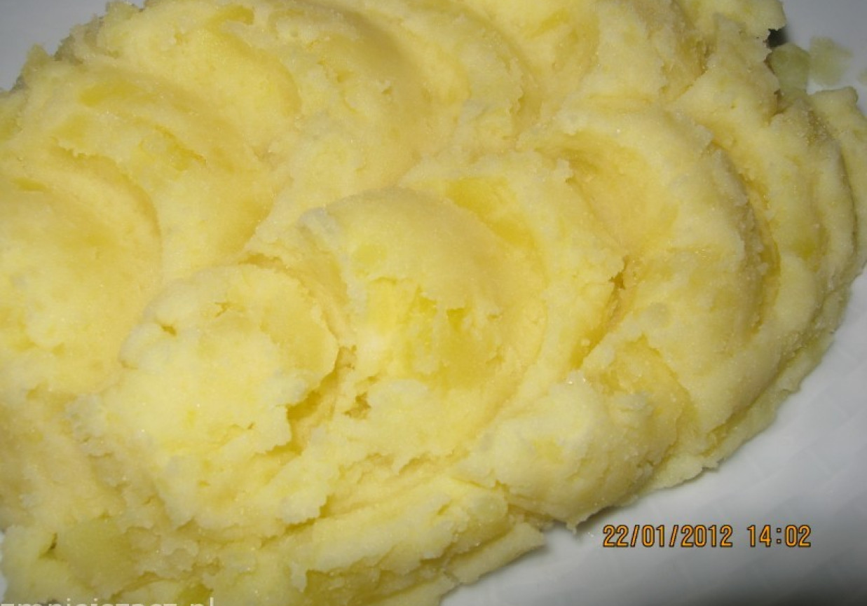 Szybkie pure z ziemniaków. foto