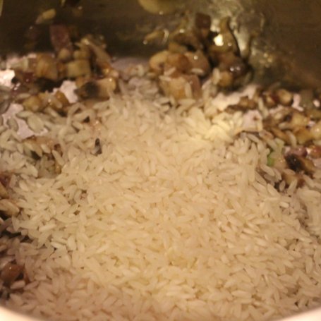 Krok 5 - Szybkie risotto z pieczarkami, cukinią i brokułem foto