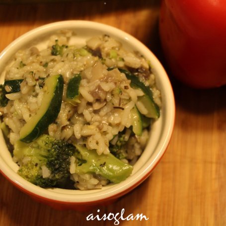Krok 8 - Szybkie risotto z pieczarkami, cukinią i brokułem foto