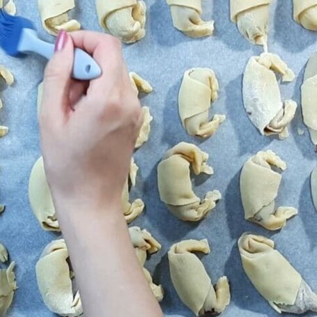 Krok 4 - Rogaliki na proszku do pieczenia foto