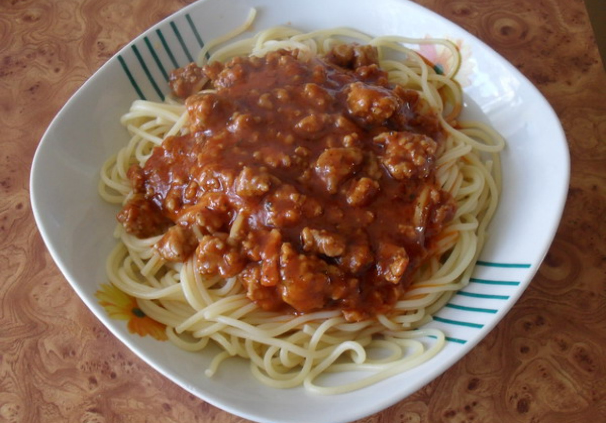 Szybkie spaghetti. foto