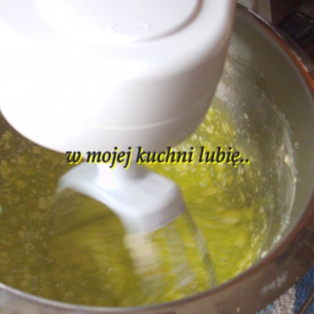 Krok 1 - Szybkie, łatwe ciasto z truskawkami... foto