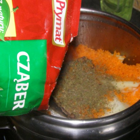 Krok 3 - szybkowar-baranie żeberka z cząbrem w cebuli... foto