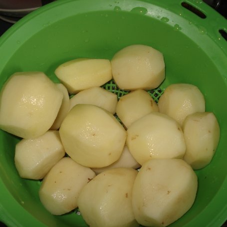 Krok 6 - Szynka i marchewka w jednym - w obstawie młodych ziemniaków i kapusty foto