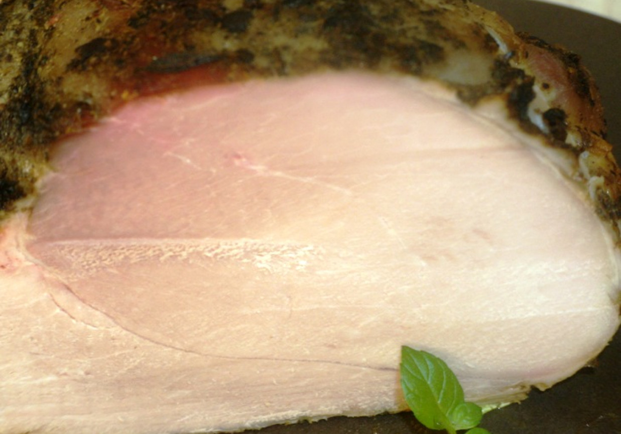 szynka pieczona z rozmarynem foto